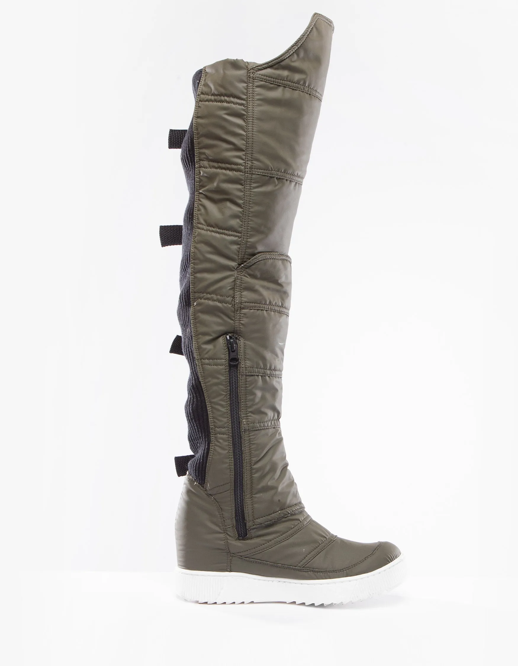 BIG BOOTS ONENESS